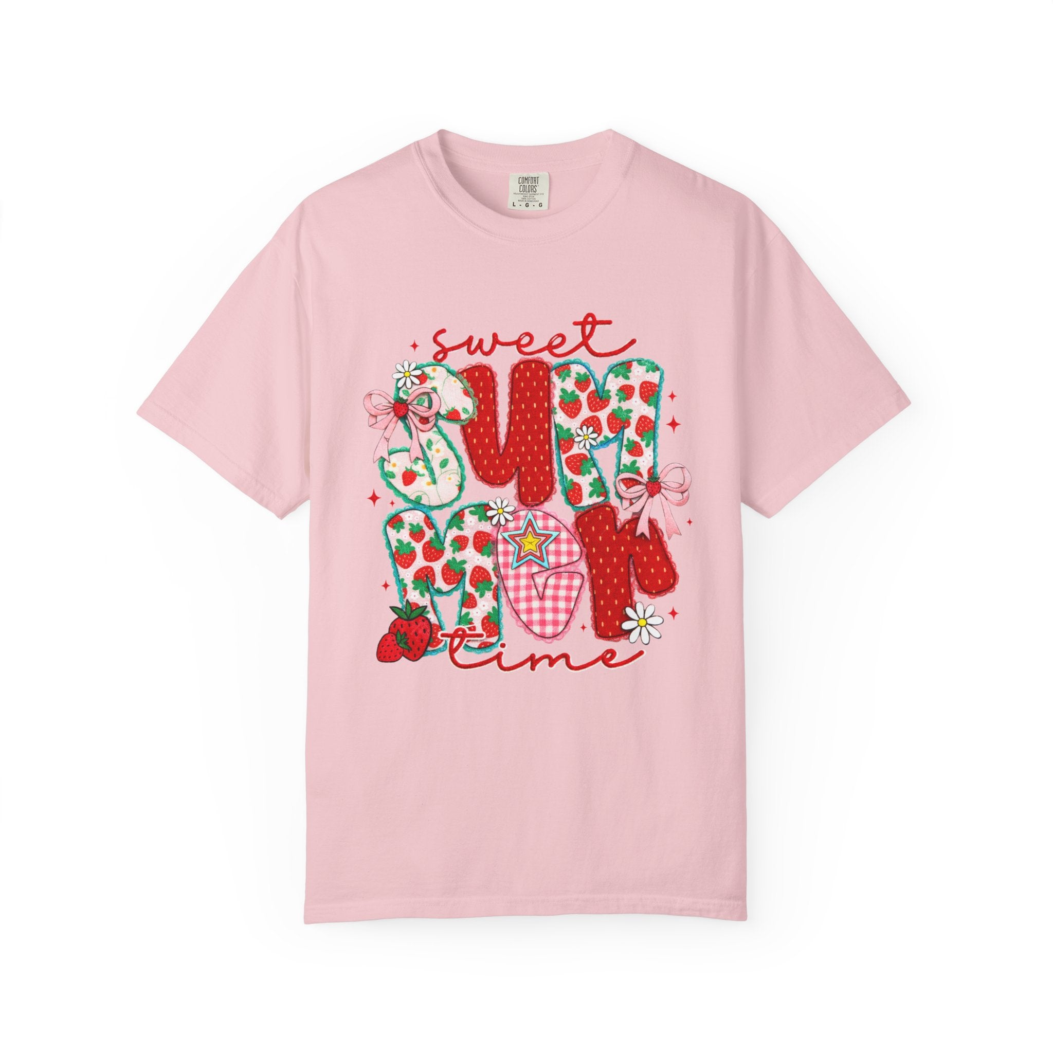 Sweet U: Strawberry Pattern Graphic T-Shirt