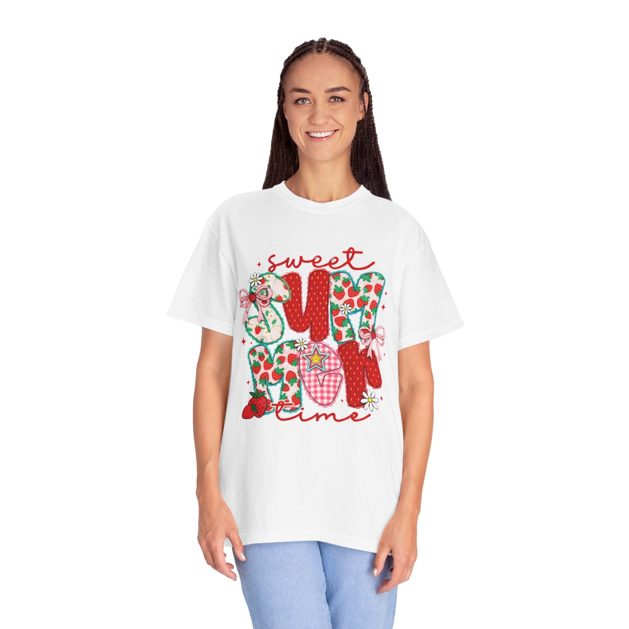 Sweet U: Strawberry Pattern Graphic T-Shirt